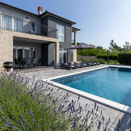 Villa Megi Quiet Village Near Labin *